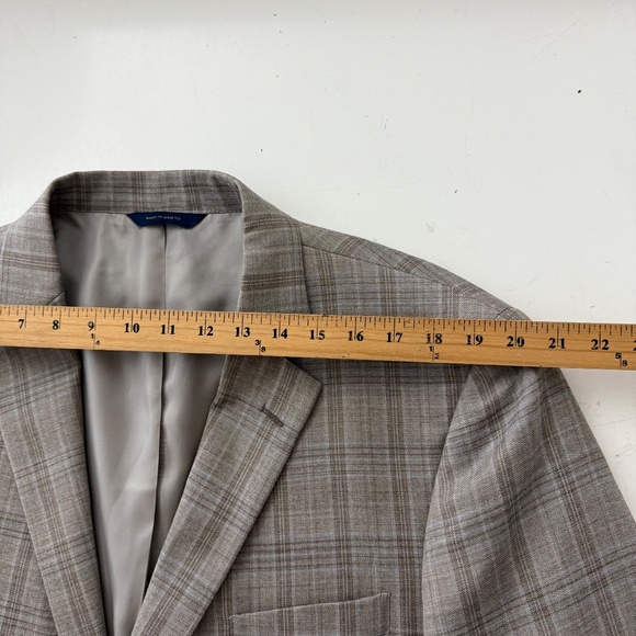 Brooks Brothers Regent Fit Light Beige Plaid 2 Button Blazer Suit Jacket Men 46R - Picture 6 of 13
